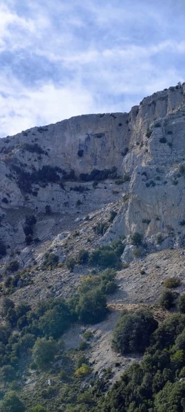 Fichier:Urzulei den bas.jpeg